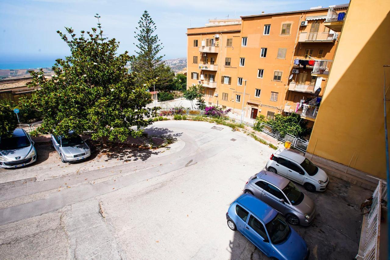 Casa Del Mister Apartment Агридженто Екстериор снимка